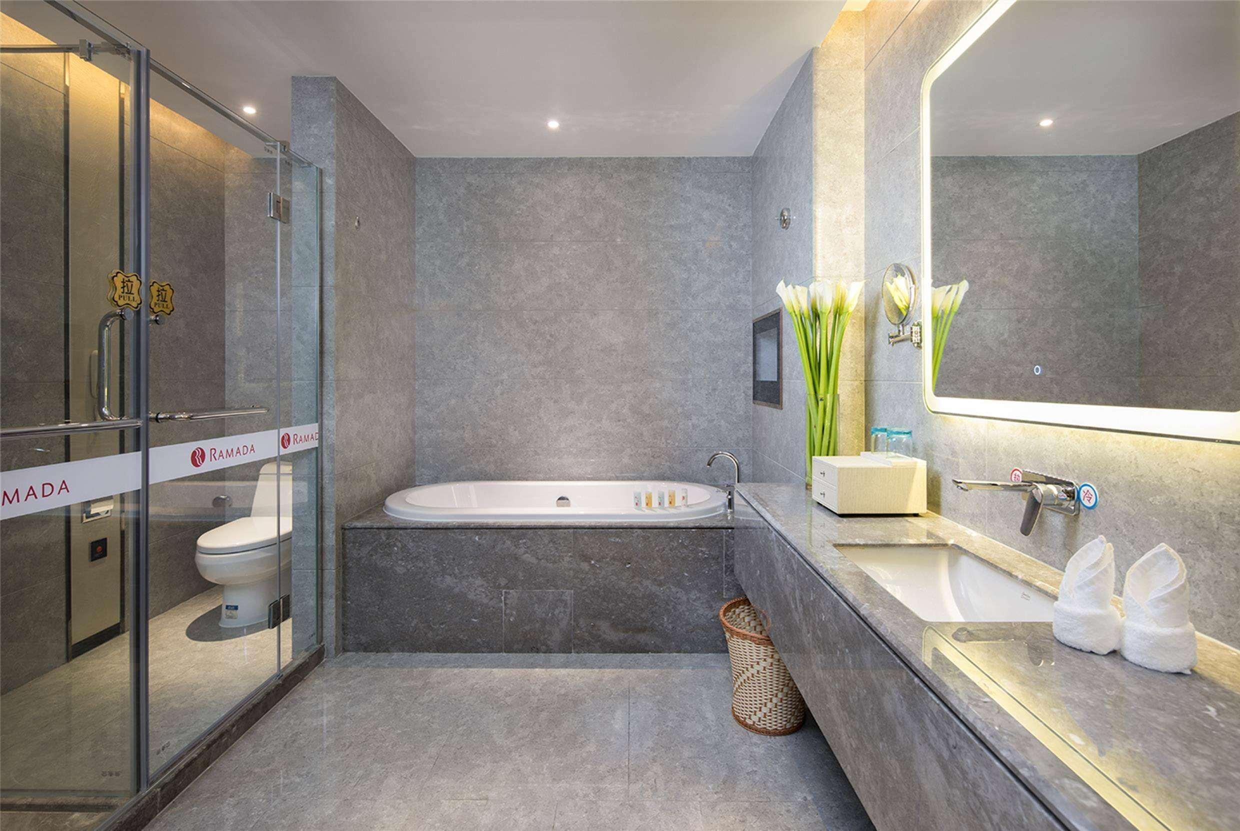 Hotel Ramada Shenzhen Baoan Exterior foto